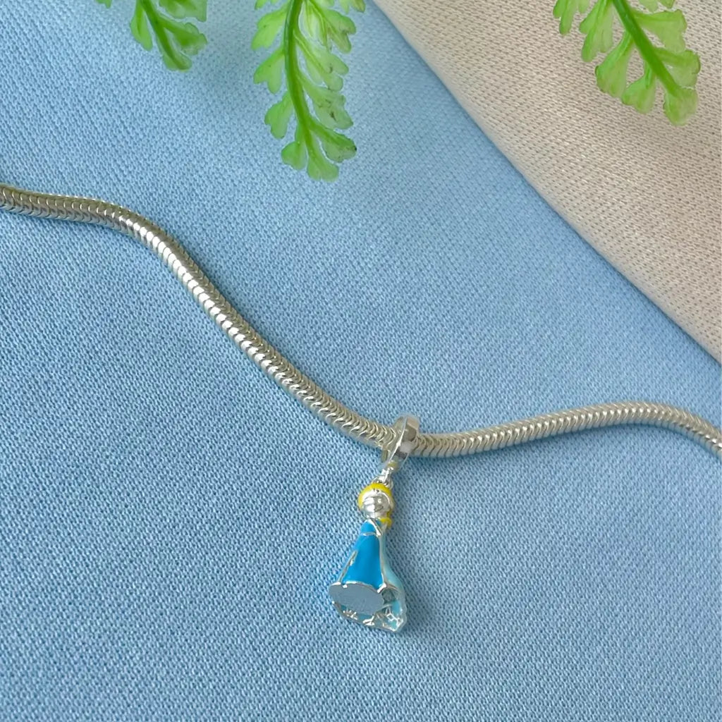 Pulseira com berloque da frozen
