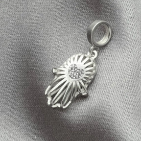 detalhes berloque prata 925
