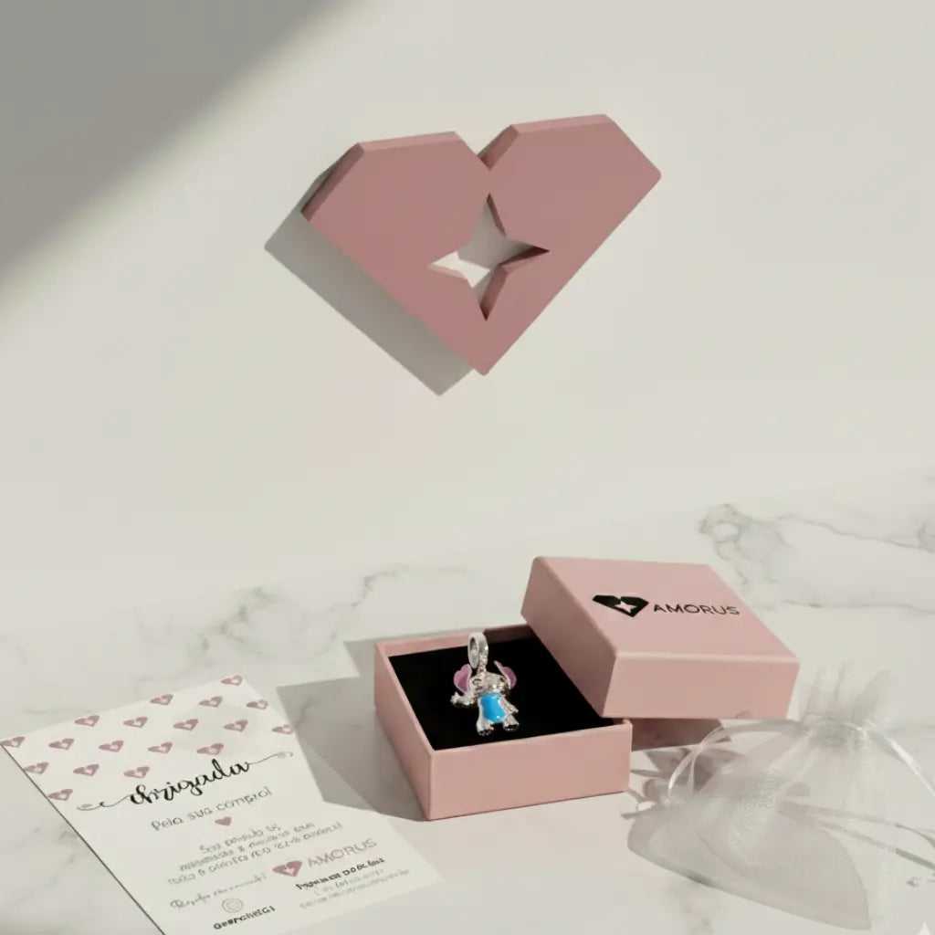 Pulseira com berloque Stitch em prata 925, estilo divertido e colecionável.