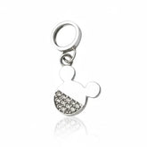 Pingente berloque Mickey prata 925 cravejado com zircônias, fundo branco, visão frontal